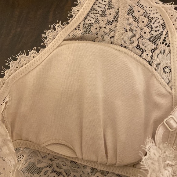 Aerie Eyelash Lace Padded Plunge Bralette -NWT - Picture 9 of 10